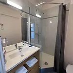 Отель Brit Hotel Saumur 3*