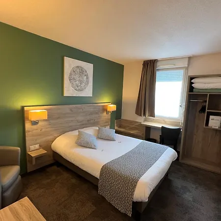 Brit Saumur Hotel 3*