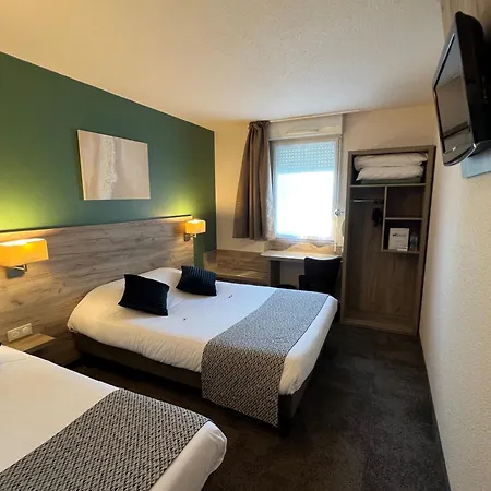 Brit Saumur Hotel Distré