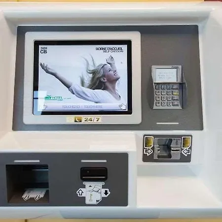 Brit Hotel Saumur Distre