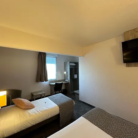 Brit Saumur Hotel 3*