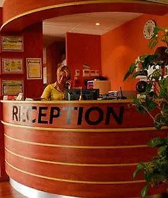 Brit Hotel Saumur Отель