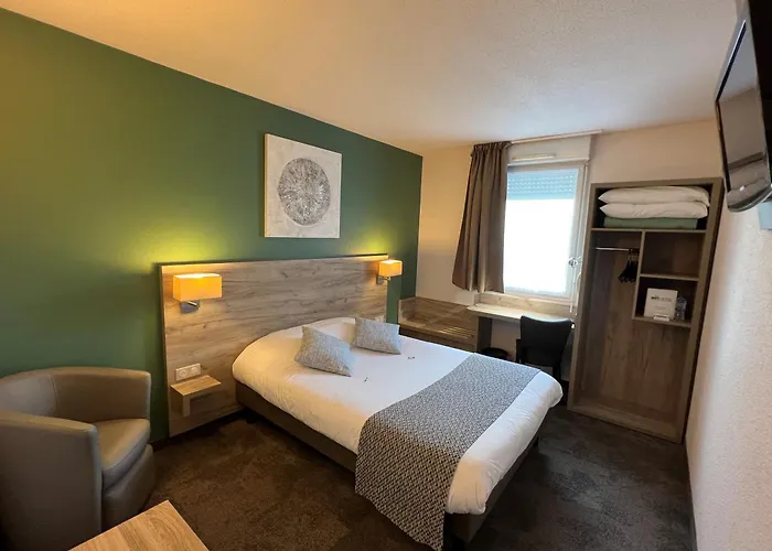 Brit Saumur Hotel 3*