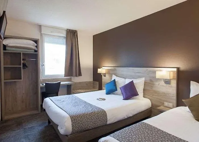 Hotel Brit Saumur 3*