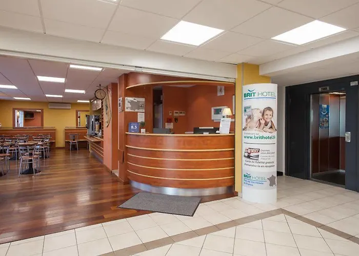 Brit Saumur Hotel 3*